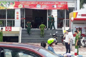 Nam thanh niên dùng bom tự chế cướp tiền ngân hàng