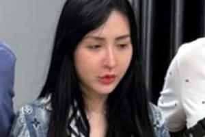 "Nữ quái" dùng chiêu thức tinh vi để trốn lệnh truy nã vẫn không thoát