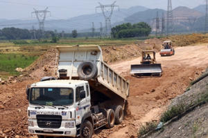 Gia hạn thời gian mở 3 gói thầu cao tốc Bắc - Nam vốn đầu tư công