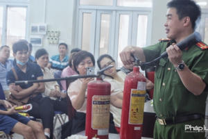 Phường Cống Vị tổ chức tập huấn PCCC&CNCH cho nhân dân trên địa bàn