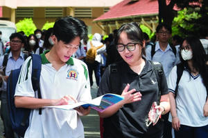 Để kỳ thi đánh giá năng lực không trở thành “gánh nặng” cho học sinh