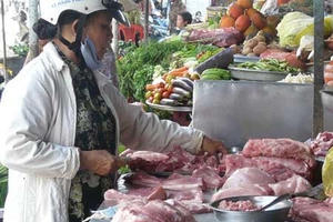 Truy xuất nguồn gốc rau, thịt - Tết này người dân sẽ được “ăn sạch”?