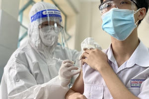 Thủ tướng yêu cầu trong quý 2 hoàn thành tiêm vắc xin cho trẻ em