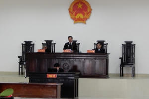 Bị cáo nhập viện, hoãn xét xử vụ nhắn tin đe dọa Chủ tịch TP Đà Nẵng