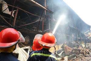 Vụ cháy Công ty Rạng Đông: Tổ chức đánh giá đúng tình trạng, nỗ lực xử lý môi trường