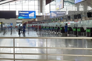 Sân bay Nội Bài ảm đạm do ảnh hưởng của dịch COVID - 19