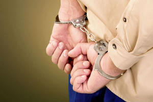 Rút tiền ngân sách sử dụng cho việc riêng, một Giám đốc Trung tâm phát triển quỹ đất bị bắt tạm giam