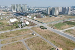 Kể từ 01/8, người dân bị thu hồi đất có thể được hưởng 5 quyền lợi mới Kể từ 01/8, người dân bị thu hồi đất có thể được hưởng 5 quyền lợi mới