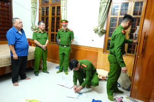 Khởi tố giám đốc Công ty Quốc Hưng dùng tài liệu giả tham gia đấu thầu Khởi tố giám đốc Công ty Quốc Hưng dùng tài liệu giả tham gia đấu thầu