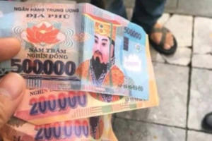 Sự thật bất ngờ về việc khách Tây bị trả lại 900.000 đồng tiền âm phủ