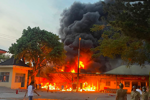 Công an Bình Thuận thông tin về vụ việc gần 200 xe là tang vật bị hoả hoạn thiêu rụi