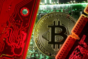 Giá Bitcoin hôm nay 4/2: Thoát 'đáy', Bitcoin tăng giá trở lại