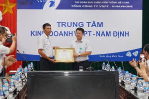 Nhân viên VinaPhone dũng cảm cứu hai em nhỏ bị rơi xuống sông