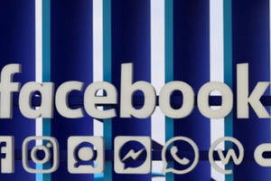 Cổ phiếu Facebook giảm 24%, vốn hóa “bốc hơi” 150 tỷ USD