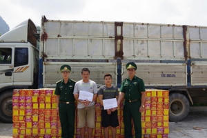 Sau 3 giờ trinh sát, Biên phòng Cao Bằng “tóm gọn” vụ vận chuyển 2,7 tấn pháo nổ