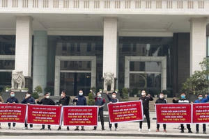 Cư dân Dự án Anland Lakeview bức xúc vì giá trông giữ ô tô quá cao