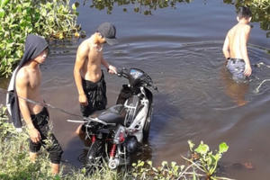 Đà Nẵng: Rời tiệc sinh nhật, nam thanh niên tử vong do lao xe máy xuống sông