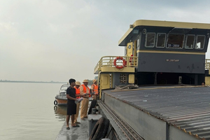 Công an Hà Nam mở đợt cao điểm tổng kiểm soát phương tiện khai thác, vận chuyển cát, sỏi