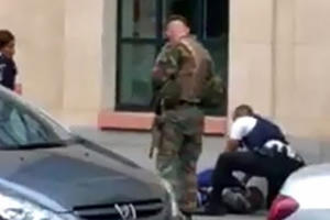 Tấn công bằng dao hàng loạt tại Bỉ