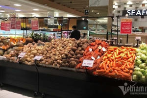 Gạo, thịt, rau... hàng chục triệu tấn, chợ vẫn mở tha hồ mua