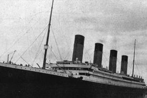 Người giàu có nhất trên tàu Titanic là ai?