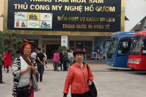 Cửa hàng phục vụ tour “0 đồng”: Thích nộp bao nhiêu thuế thì nộp?