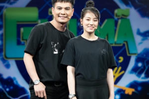 'Ông vua nhạc miền Tây' lần đầu 'khoe' vợ trên sóng truyền hình