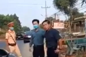 Yêu cầu đình chỉ công tác Phó Chủ tịch HĐND huyện Hớn Quản do chống đối kiểm dịch Covid-19