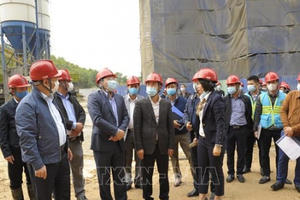 Nhà máy đốt rác phát điện lớn nhất Thủ đô xin lùi tiến độ