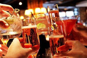 Quảng cáo thuốc lá, rượu có nồng độ cồn từ 15 độ trở lên có thể bị phạt tới 70 triệu đồng