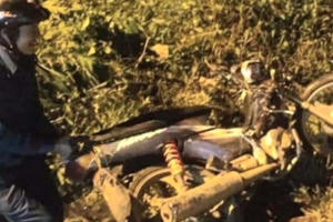 Gia Lai: Xe máy tông nhau trong đêm, 3 người thiệt mạng