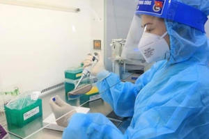 Nghệ An: Giá test nhanh Covid-19, mỗi nơi một kiểu