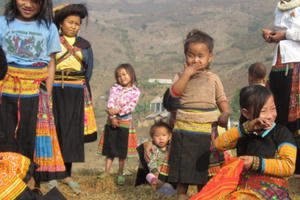 Kỳ 3: Gian nan cuộc "hạ sơn" cứu bản nghèo ôm nỗi đau "anh túc"