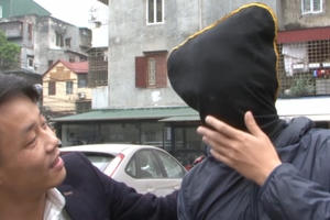 Trần Đình Quý trần tình về việc bịt mắt lái xe