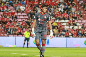 Thủ môn "chiếm chỗ" của Văn Lâm được đề cử khoác áo tuyển Thái Lan