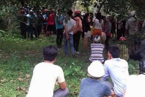 Lâm Đồng: Đi hái mít cùng chồng, vợ trượt chân xuống giếng tử vong