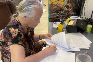 Tâm sự xót xa của người mẹ già 90 tuổi có con vướng vòng lao lý Tâm sự xót xa của người mẹ già 90 tuổi có con vướng vòng lao lý