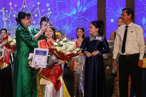 Cô giáo tiểu học đăng quang cuộc thi Hoa khôi “Duyên dáng công chức, viên chức, người lao động” Kiên Giang 2025