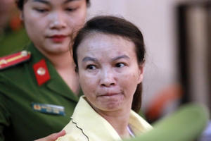 Mẹ "nữ sinh giao gà bị giết ở Điện Biên" lại chuẩn bị hầu tòa