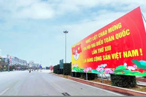 Người dân hướng về Đại hội