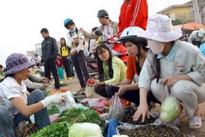 Đề xuất tăng lương cơ sở lên 1.210.000 đồng/tháng