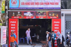 Bộ Công Thương khuyến cáo người dân khi mua pháo hoa dịp Tết Nguyên đán 2023