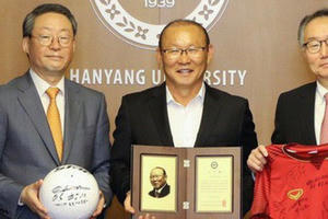 HLV Park Hang Seo được vinh danh ở quê nhà