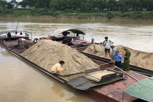 Nghệ An: Liên tiếp vi phạm, Công ty TNHH Hoàng Nguyên bị xử phạt 300 triệu đồng vì khai thác cát