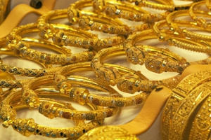 Giá vàng ngày 4/1: Vàng tiếp tục tăng mạnh