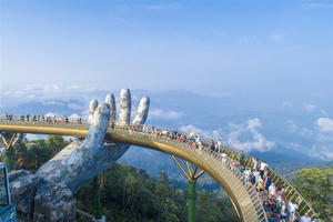 Thủ tướng yêu cầu du lịch phải là động lực tăng trưởng kinh tế Thủ tướng yêu cầu du lịch phải là động lực tăng trưởng kinh tế