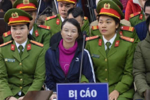Hoãn xử phúc thẩm vụ án mẹ nữ sinh giao gà ở Điện Biên