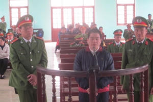 Ông trùm ma túy “Tàng Keangnam” bị đề nghị mức án tử hình Ông trùm ma túy “Tàng Keangnam” bị đề nghị mức án tử hình