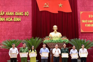 Hòa Bình đạt nhiều thành tích trong 10 năm thực hiện chiến lược bảo vệ Tổ quốc