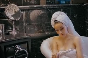 Mỹ nhân "Nhật ký Vàng Anh" sau 13 năm: Tình duyên tình lận đận, bệnh tật bủa vây